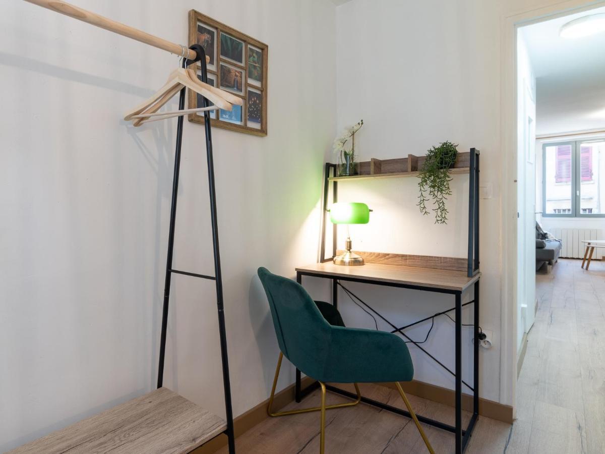 Apartament La Petite Parenthese Vienna Authentica Vienne  Zewnętrze zdjęcie